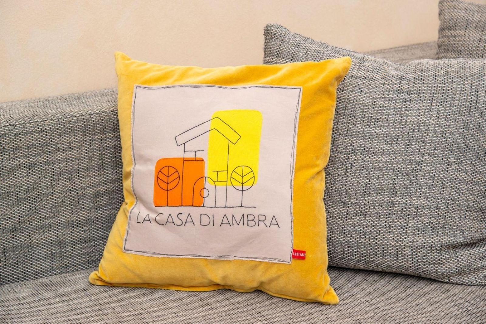 La Casa Di Ambra Leilighet Limbiate Eksteriør bilde